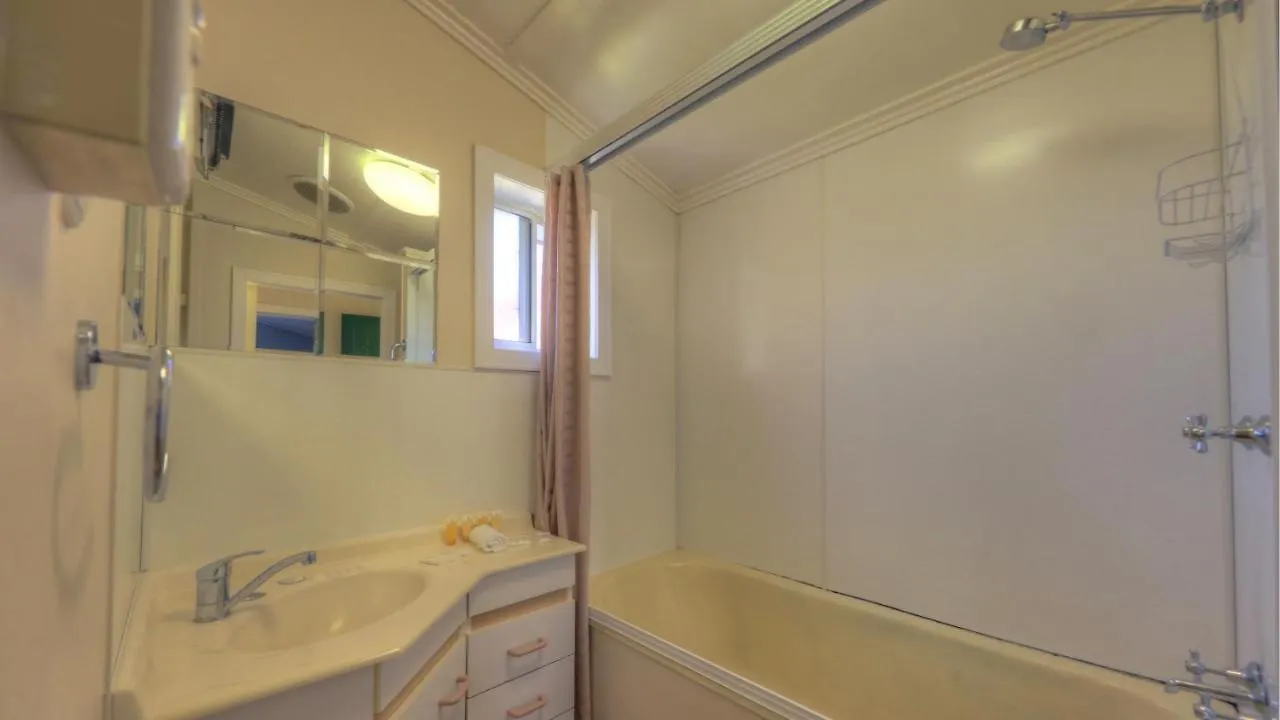 ****  The Vines Motel & Cottages Stanthorpe Australia